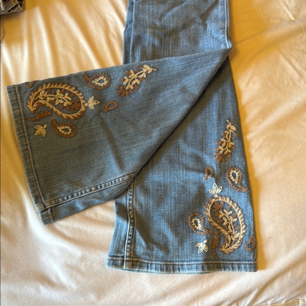 Idyllwind Blue Flare Jeans with Embroidery